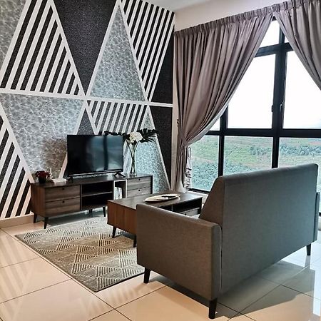 Conezion Residence Putrajaya Nearby Ioi City Mall 外观 照片