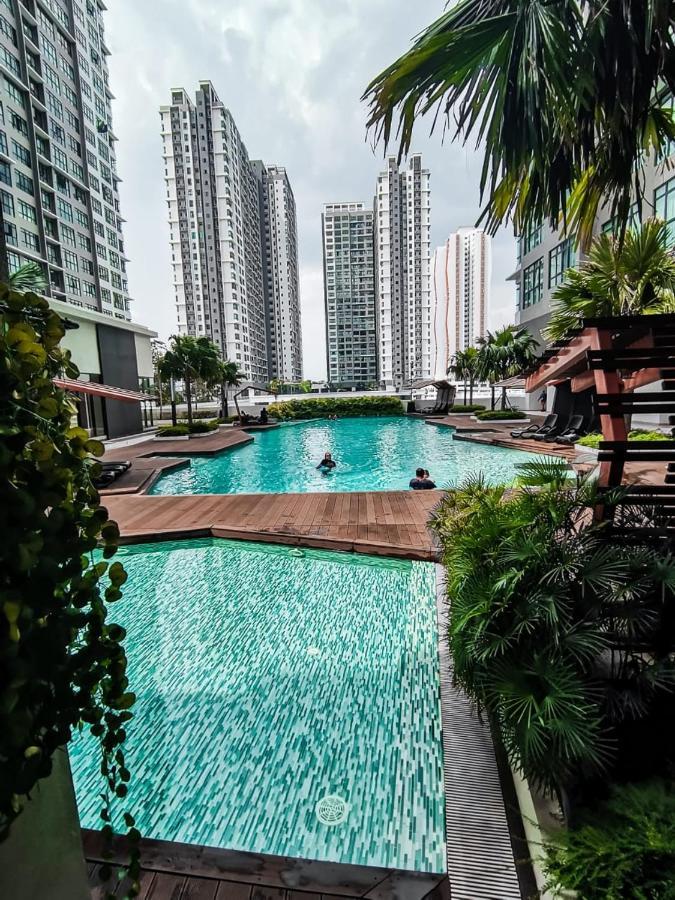 Conezion Residence Putrajaya Nearby Ioi City Mall 外观 照片
