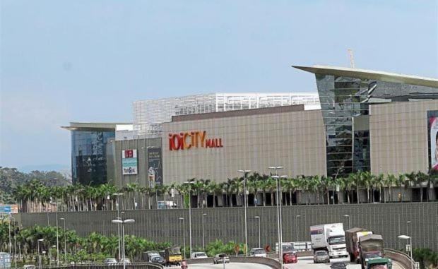 Conezion Residence Putrajaya Nearby Ioi City Mall 外观 照片