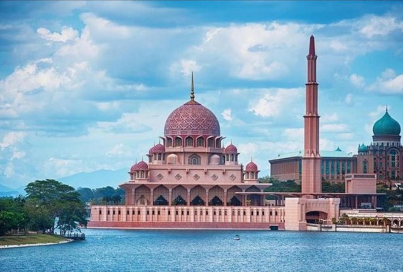 Conezion Residence Putrajaya Nearby Ioi City Mall 外观 照片